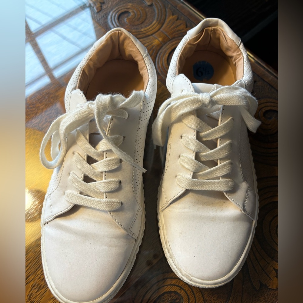 Steve Madden White Leather Sneakers